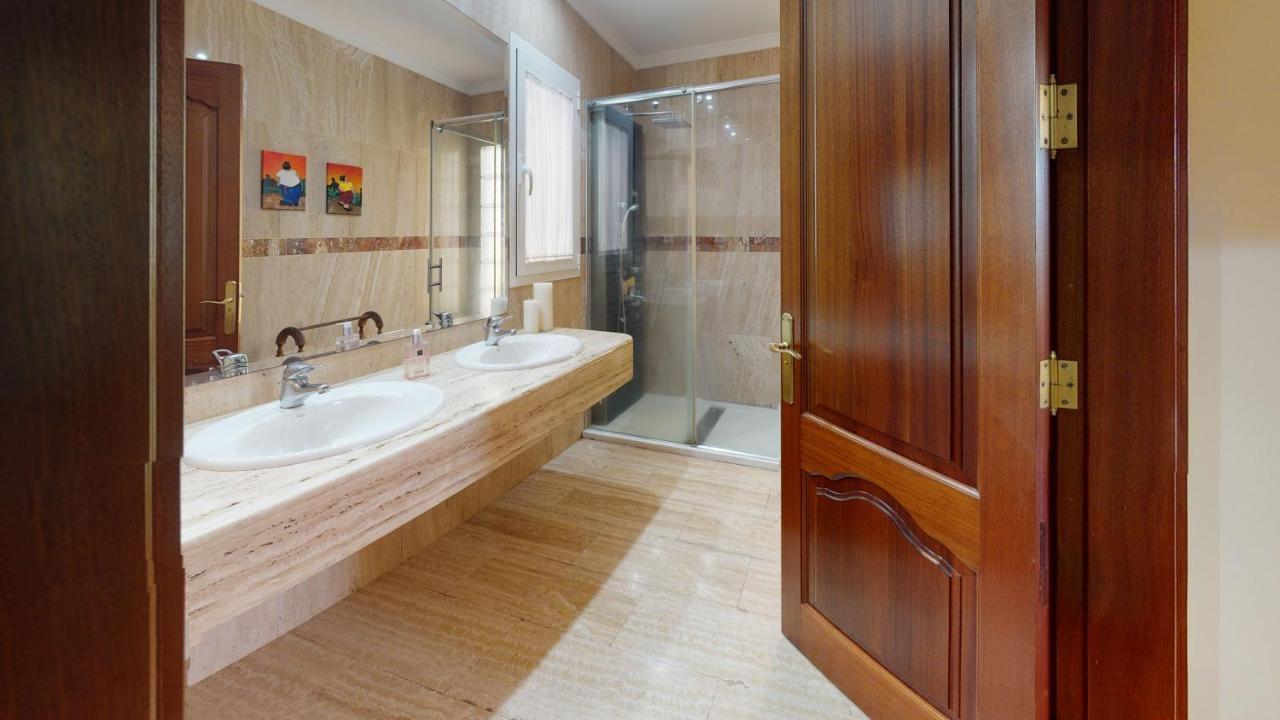 Bellavista Villa San Bartolome Bagian luar foto